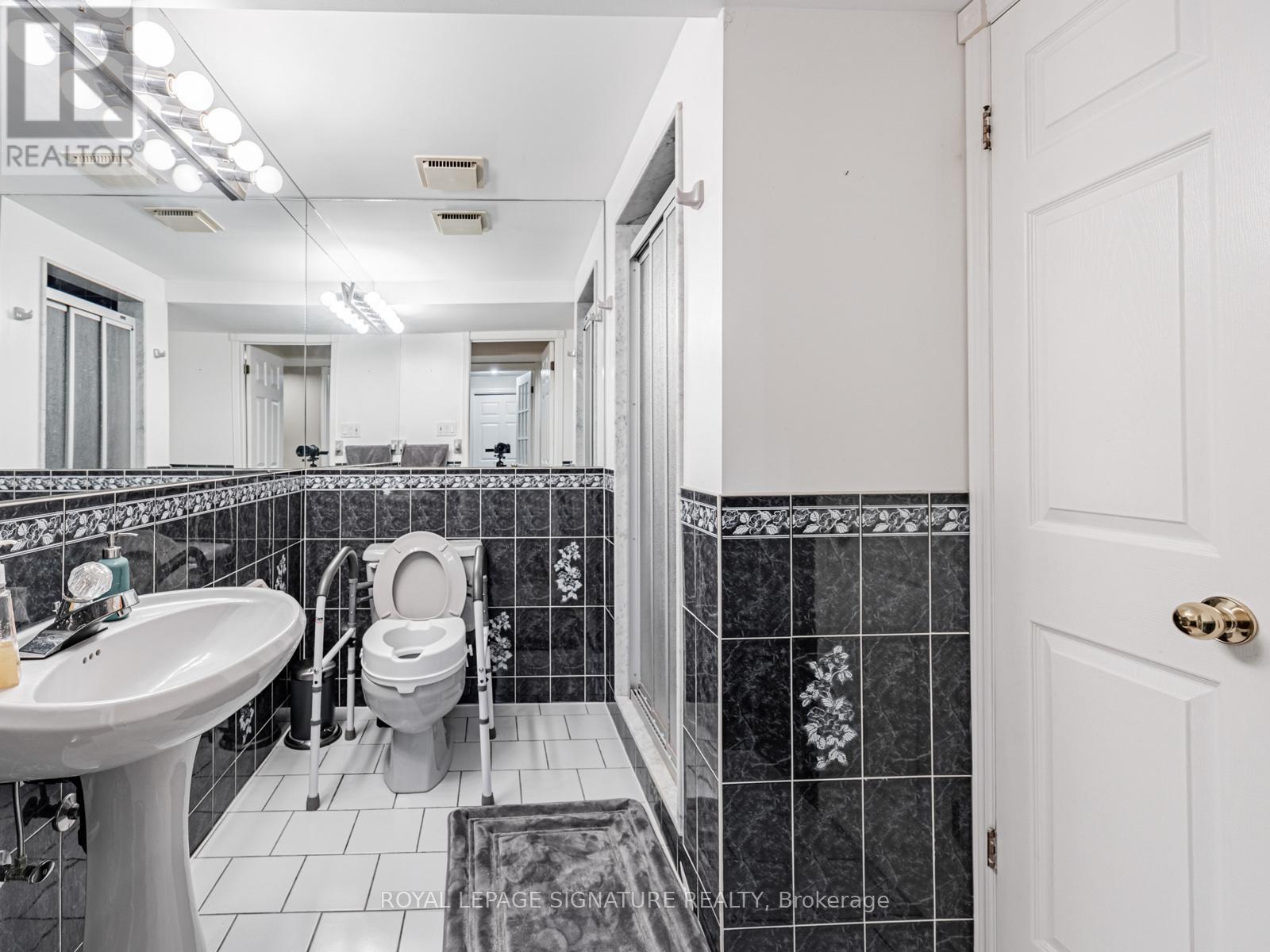 288 Howell Crescent, Pickering, Ontario  L1V 6B9 - Photo 33 - E12207219