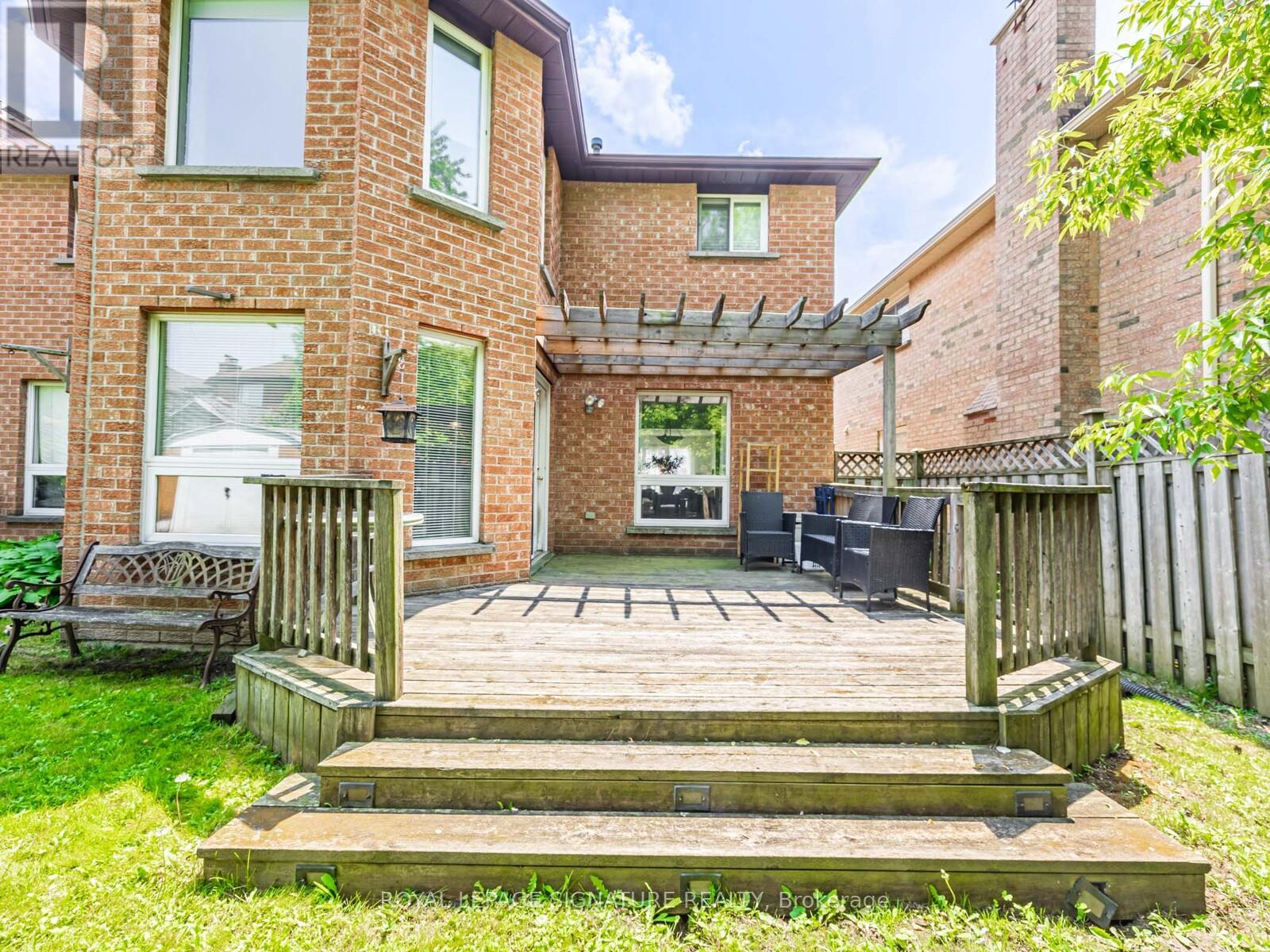 288 Howell Crescent, Pickering, Ontario  L1V 6B9 - Photo 41 - E12207219
