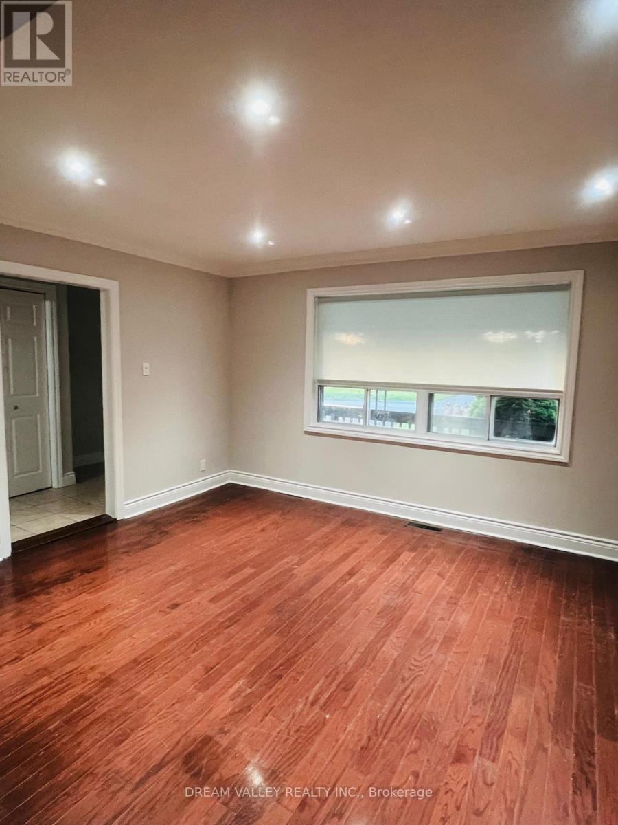 Main - 55 Colonial Avenue, Toronto, Ontario  M1M 2C4 - Photo 8 - E12207229