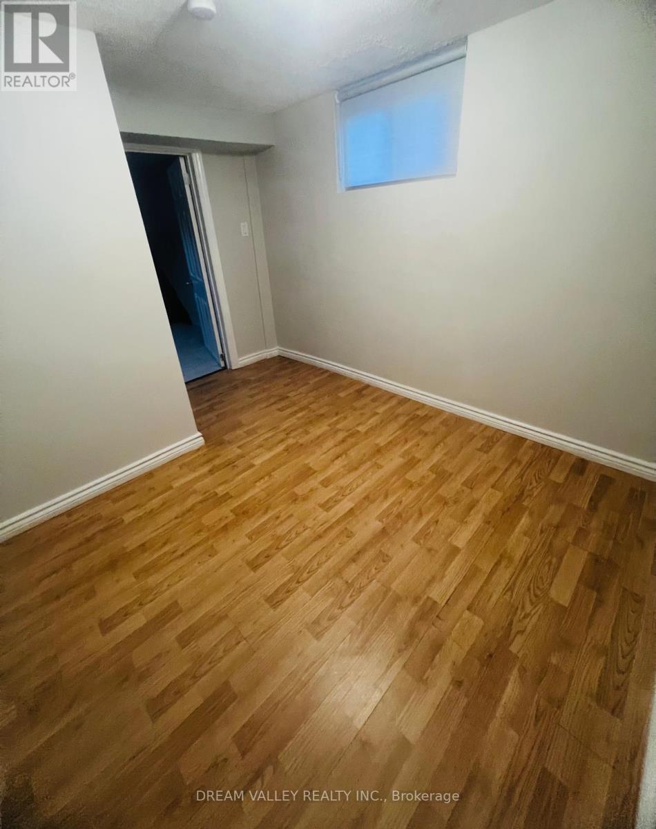 Bsmt - 55 Colonial Avenue, Toronto, Ontario  M1M 2C4 - Photo 11 - E12207283