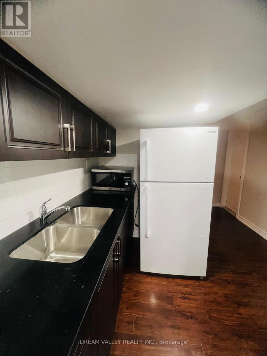 Bsmt - 55 Colonial Avenue, Toronto, Ontario  M1M 2C4 - Photo 6 - E12207283
