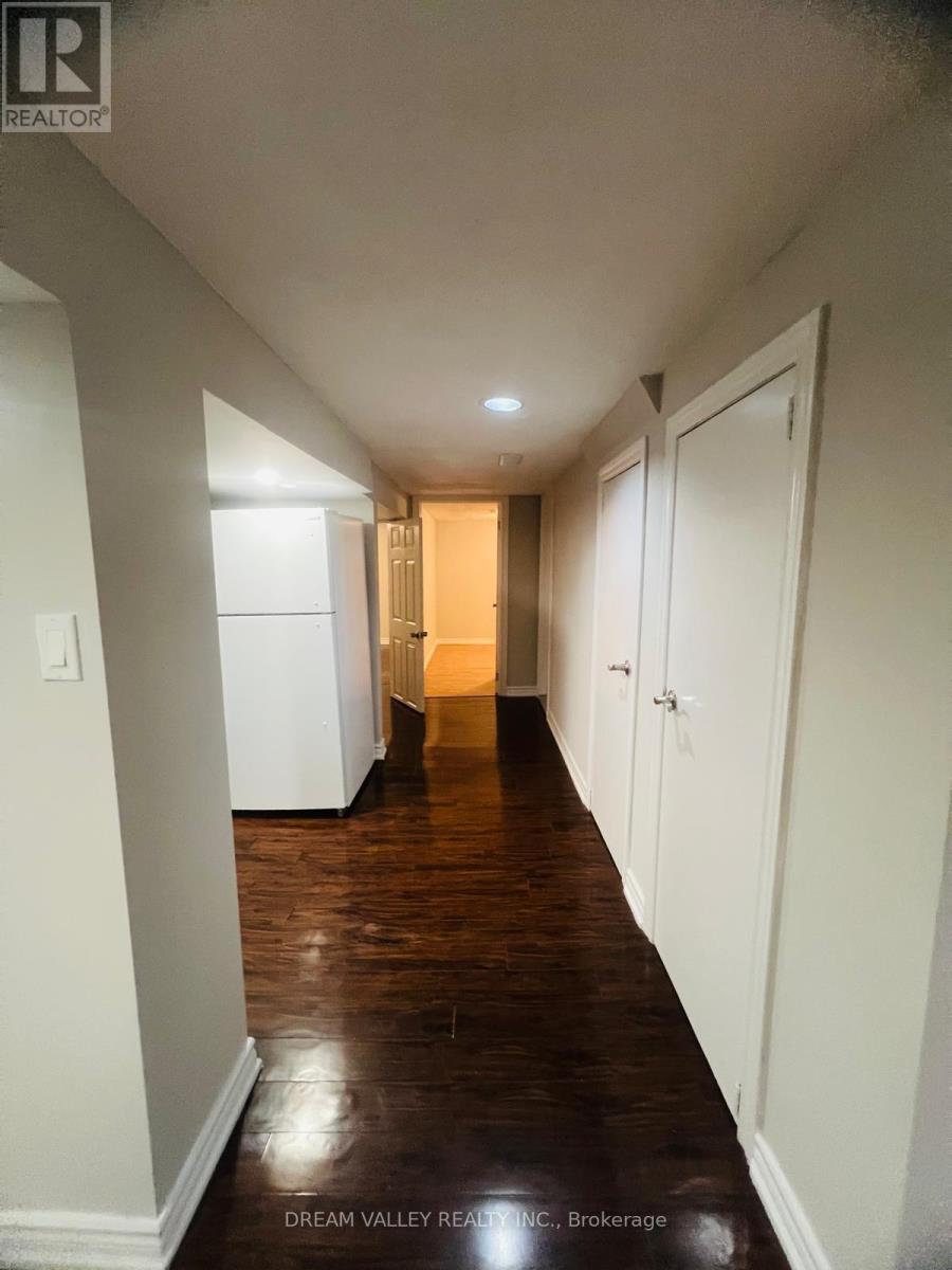 Bsmt - 55 Colonial Avenue, Toronto, Ontario  M1M 2C4 - Photo 7 - E12207283