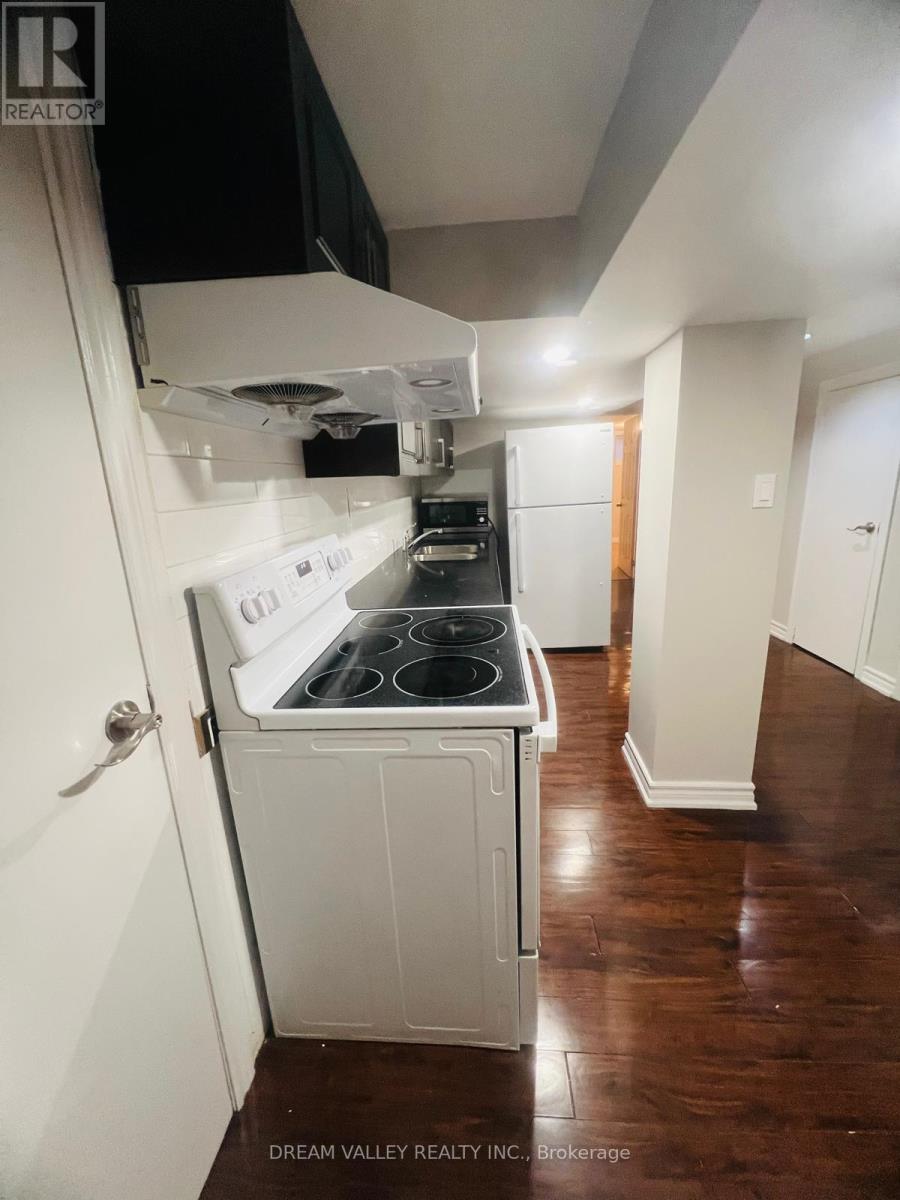 Bsmt - 55 Colonial Avenue, Toronto, Ontario  M1M 2C4 - Photo 8 - E12207283