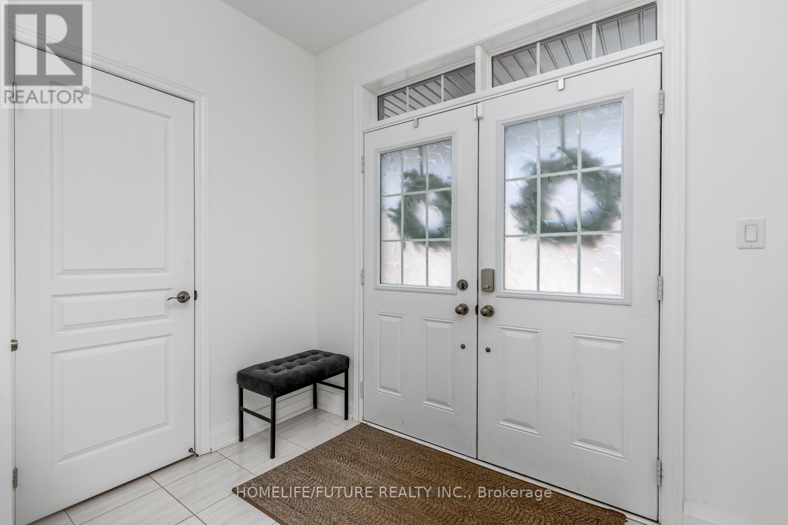 Main - 283 Kenneth Cole Drive, Clarington, Ontario  L1C 0W1 - Photo 3 - E12207386