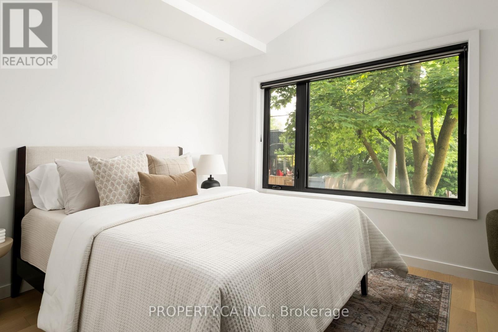 112 Billings Avenue, Toronto, Ontario  M4L 2S4 - Photo 26 - E12207471