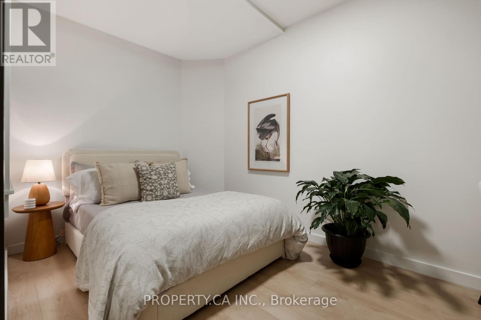 112 Billings Avenue, Toronto, Ontario  M4L 2S4 - Photo 40 - E12207471