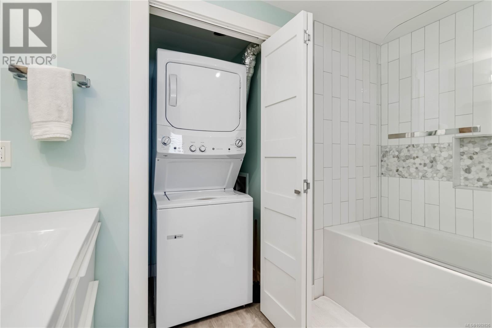 42 Kingham Pl, View Royal, British Columbia  V9B 1L8 - Photo 38 - 1002826
