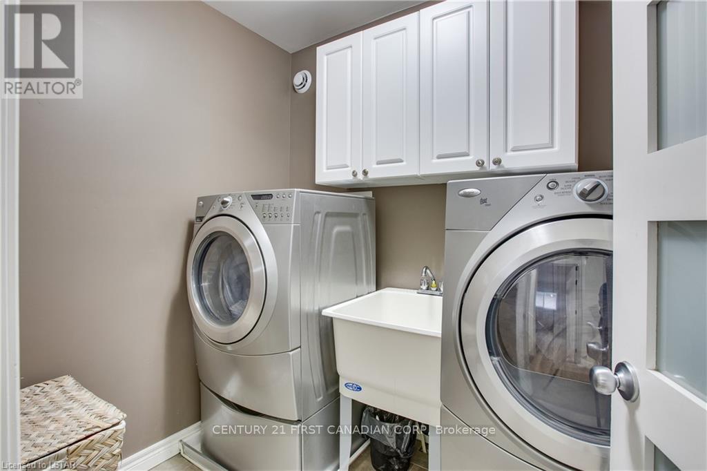 3380 Jinnie's Way, London South, Ontario  N6L 0B8 - Photo 18 - X12207617