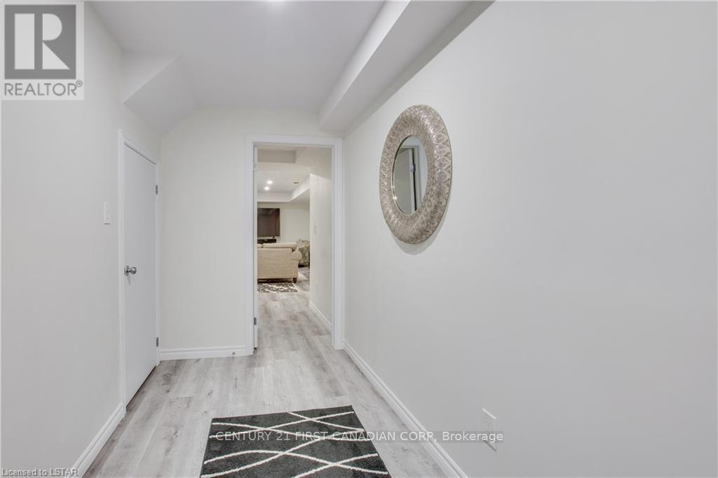 3380 Jinnie's Way, London South, Ontario  N6L 0B8 - Photo 23 - X12207617