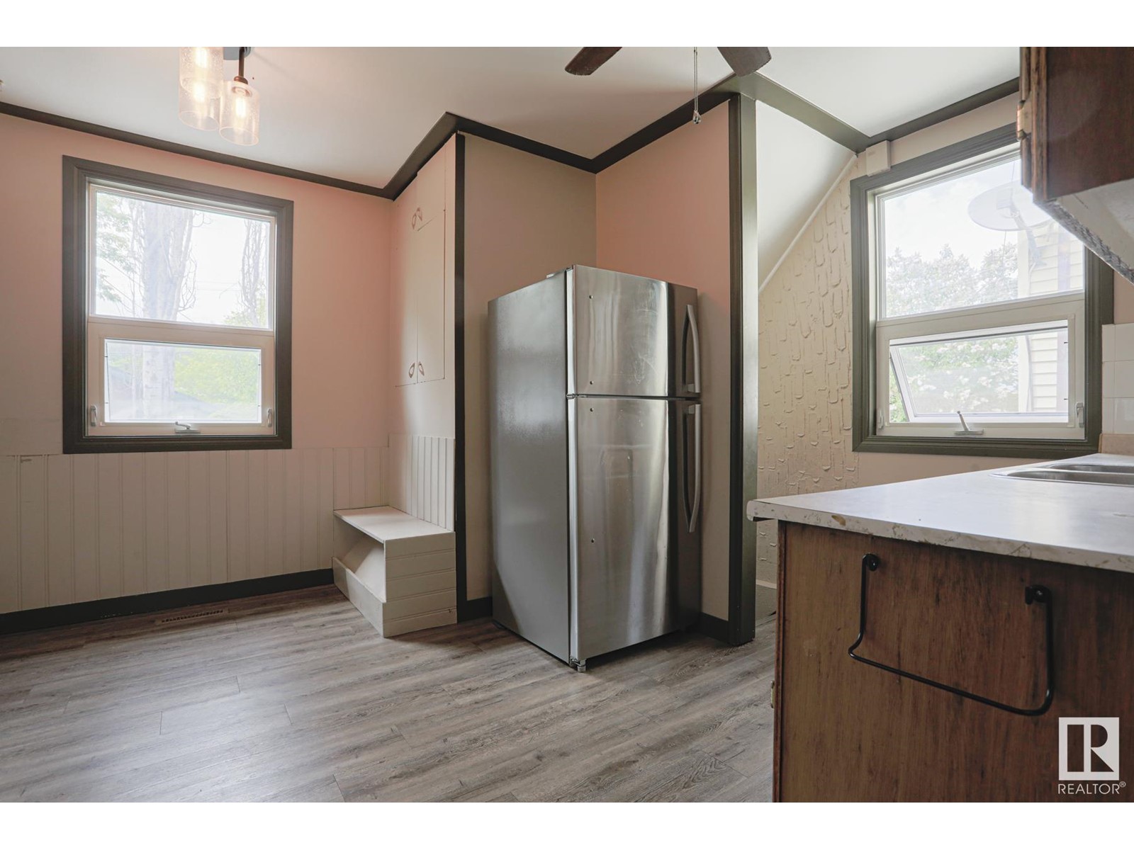 12822 70 St Nw, Edmonton, Alberta  T5C 0J8 - Photo 8 - E4441335