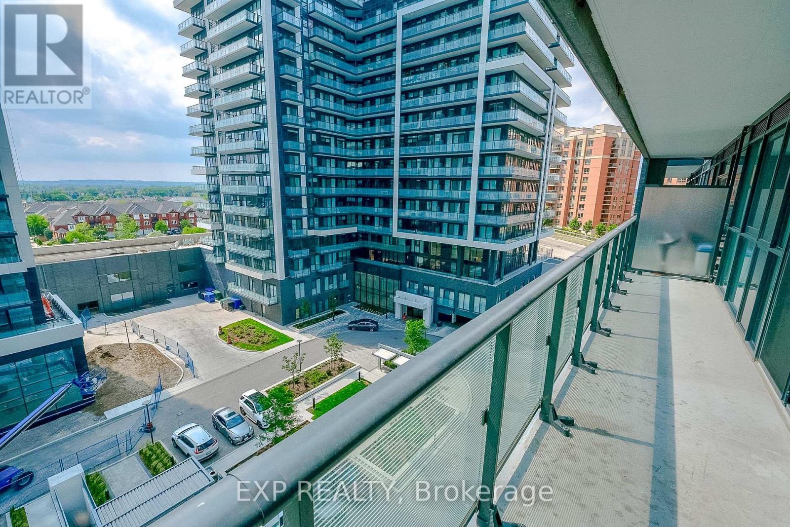 712 - 75 Oneida Crescent, Richmond Hill, Ontario  L4B 0A6 - Photo 16 - N12207103