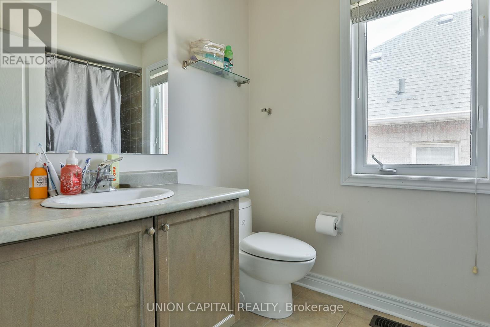 136 Mistywood Crescent, Vaughan (Patterson), Ontario  L4J 9K3 - Photo 26 - N12207131