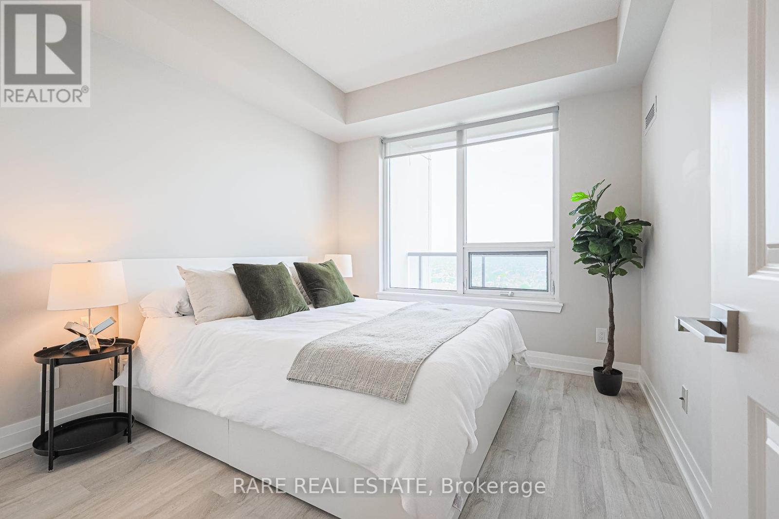 2109 - 3700 Highway 7 Road, Vaughan (Vaughan Corporate Centre), Ontario  L6L 0G7 - Photo 10 - N12207150