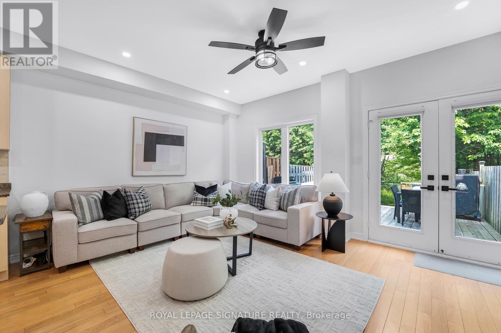9 - 56 North Lake Road, Richmond Hill, Ontario  L4E 0G5 - Photo 4 - N12207231