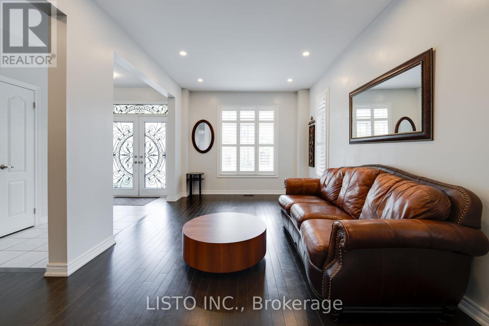 14 Sunnyside Hill Road, Markham, Ontario  L6B 0X4 - Photo 5 - N12207275