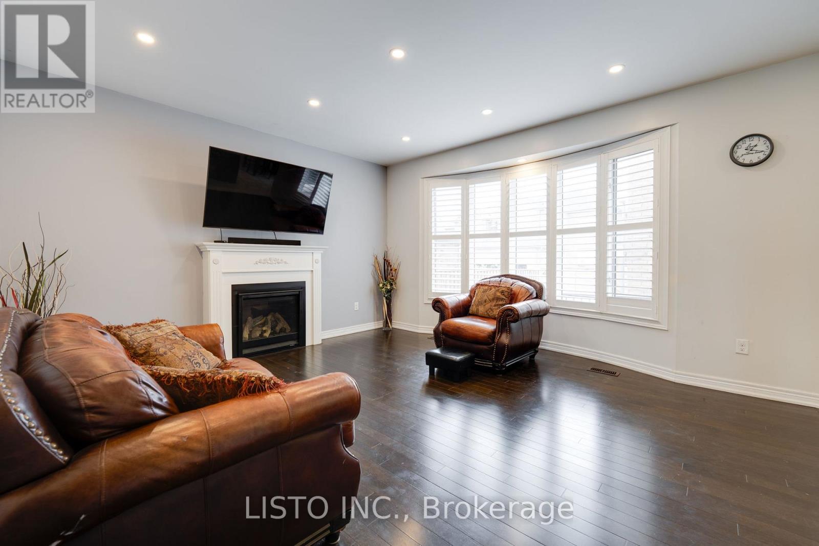 14 Sunnyside Hill Road, Markham, Ontario  L6B 0X4 - Photo 8 - N12207275