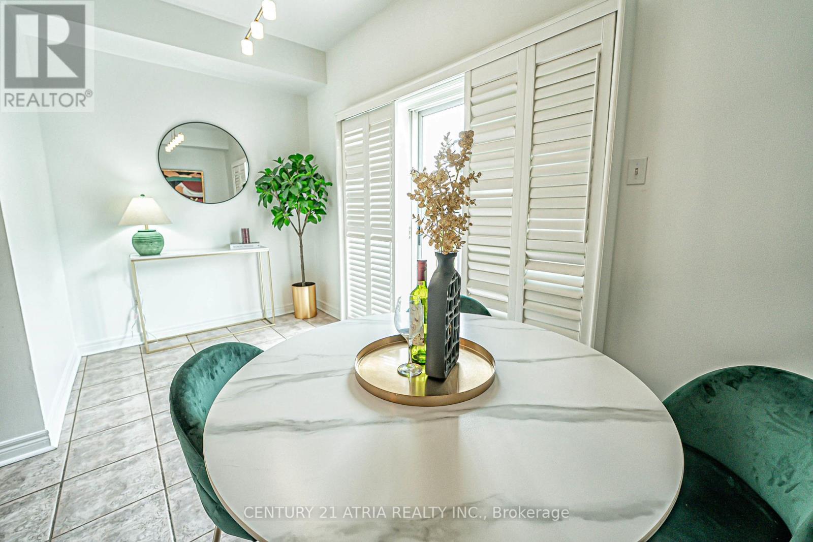 91 - 23 Observatory Lane, Richmond Hill, Ontario  L4C 0M7 - Photo 15 - N12207337