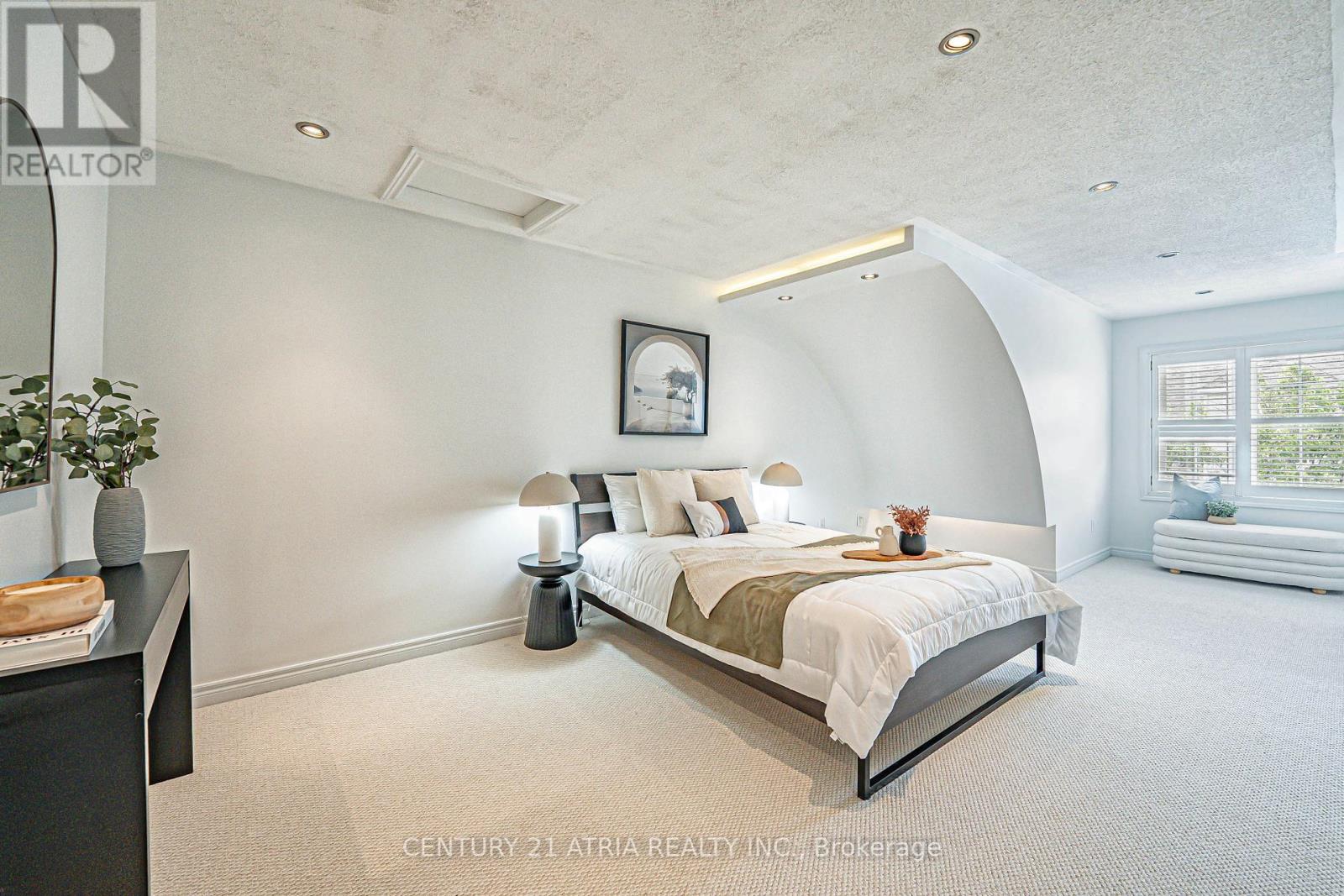 91 - 23 Observatory Lane, Richmond Hill, Ontario  L4C 0M7 - Photo 29 - N12207337