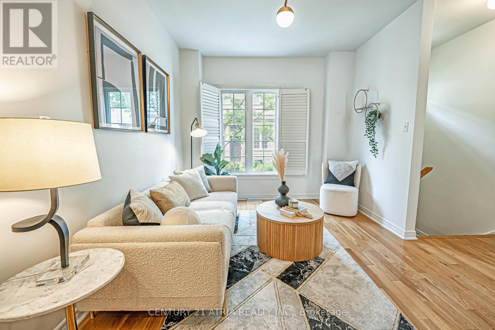 91 - 23 Observatory Lane, Richmond Hill, Ontario  L4C 0M7 - Photo 4 - N12207337