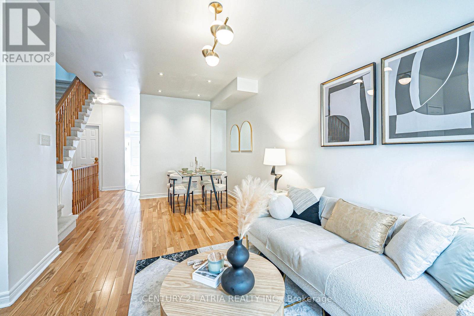 91 - 23 Observatory Lane, Richmond Hill, Ontario  L4C 0M7 - Photo 6 - N12207337