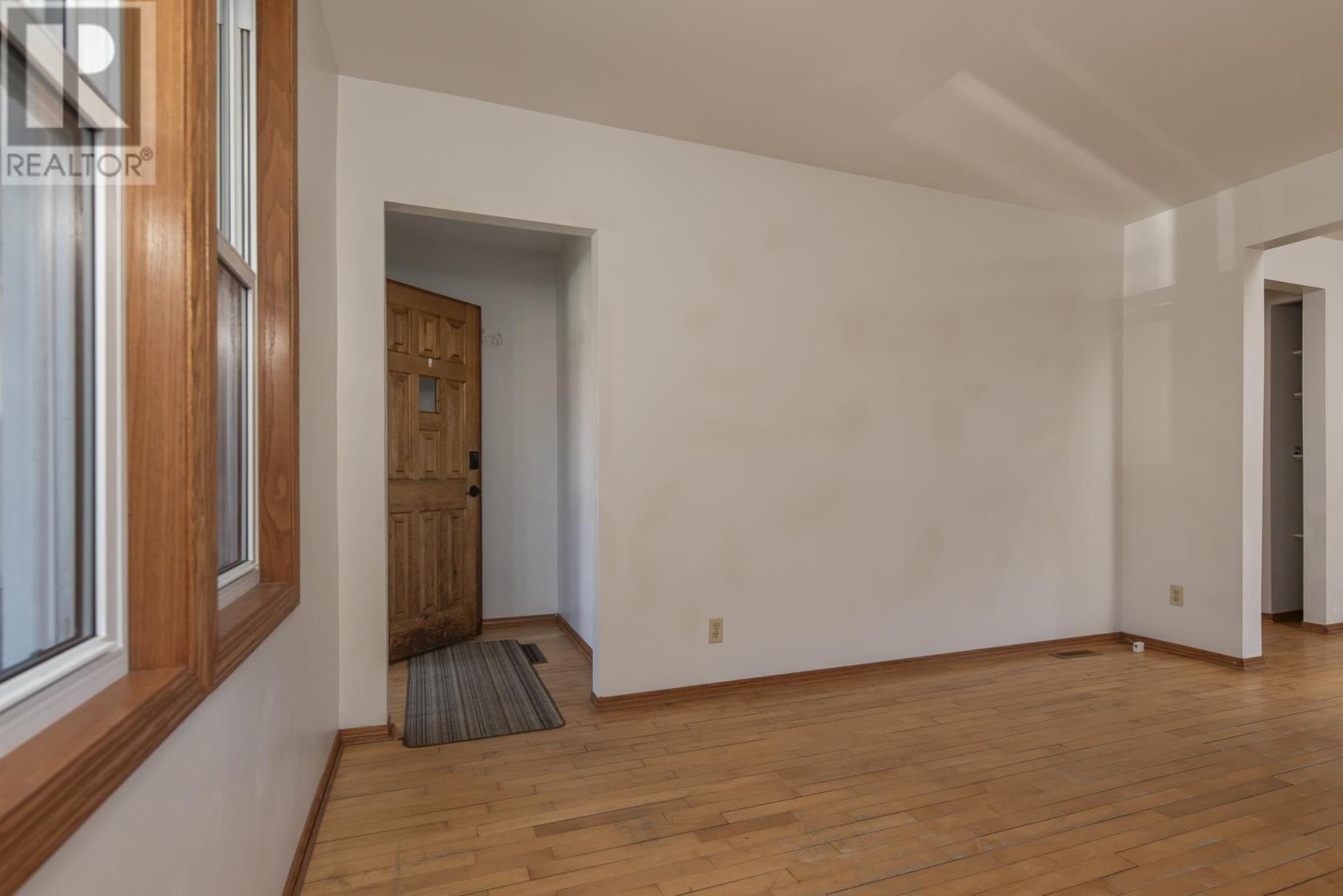 348 Archibald St N, Thunder Bay, Ontario  P7C 3Y5 - Photo 7 - TB251041