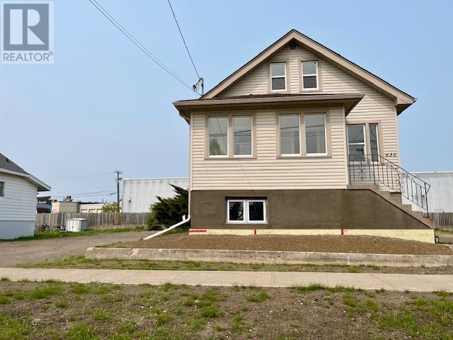 630 Winnipeg Ave, Thunder Bay, Ontario  P7B 3T2 - Photo 2 - TB251482
