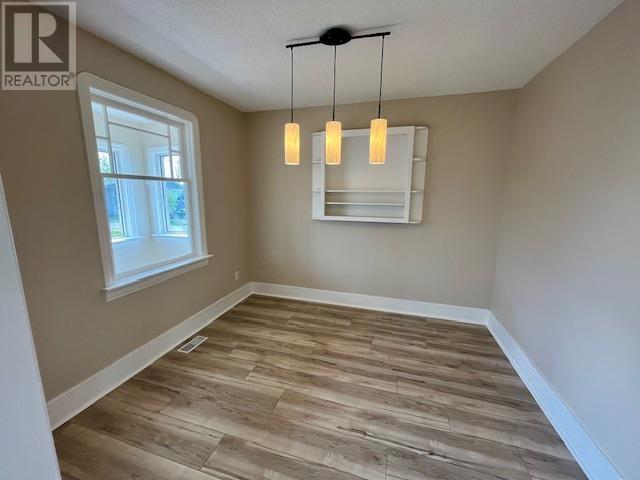 630 Winnipeg Ave, Thunder Bay, Ontario  P7B 3T2 - Photo 6 - TB251482