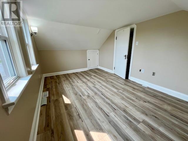 630 Winnipeg Ave, Thunder Bay, Ontario  P7B 3T2 - Photo 20 - TB251482