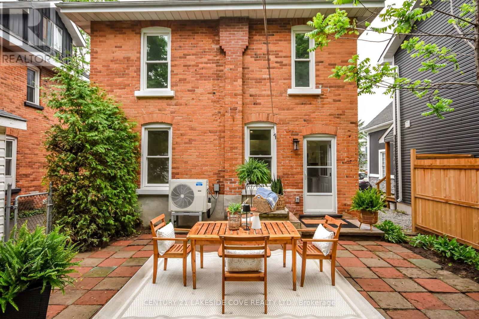 74 Penetang Street, Orillia, Ontario  L3V 3N5 - Photo 42 - S12203164