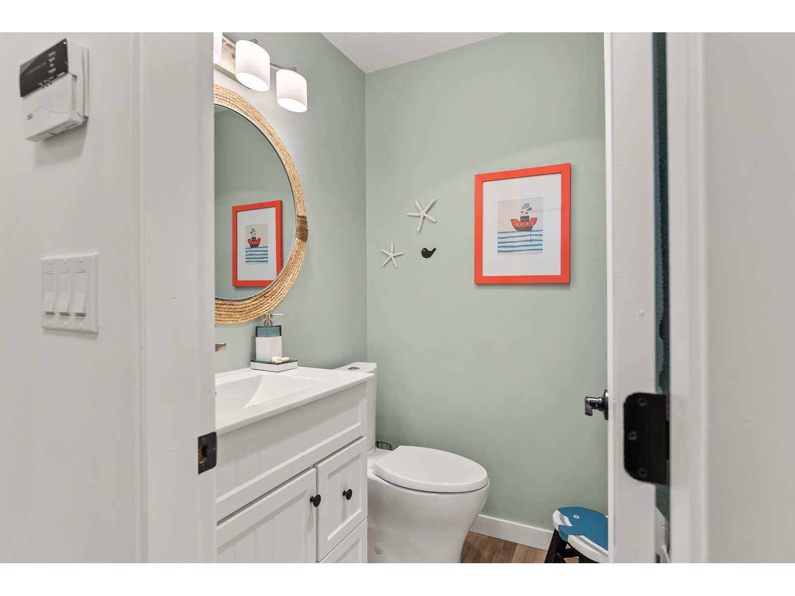1302 132b Street, Surrey, British Columbia  V4A 4C3 - Photo 33 - R3005495
