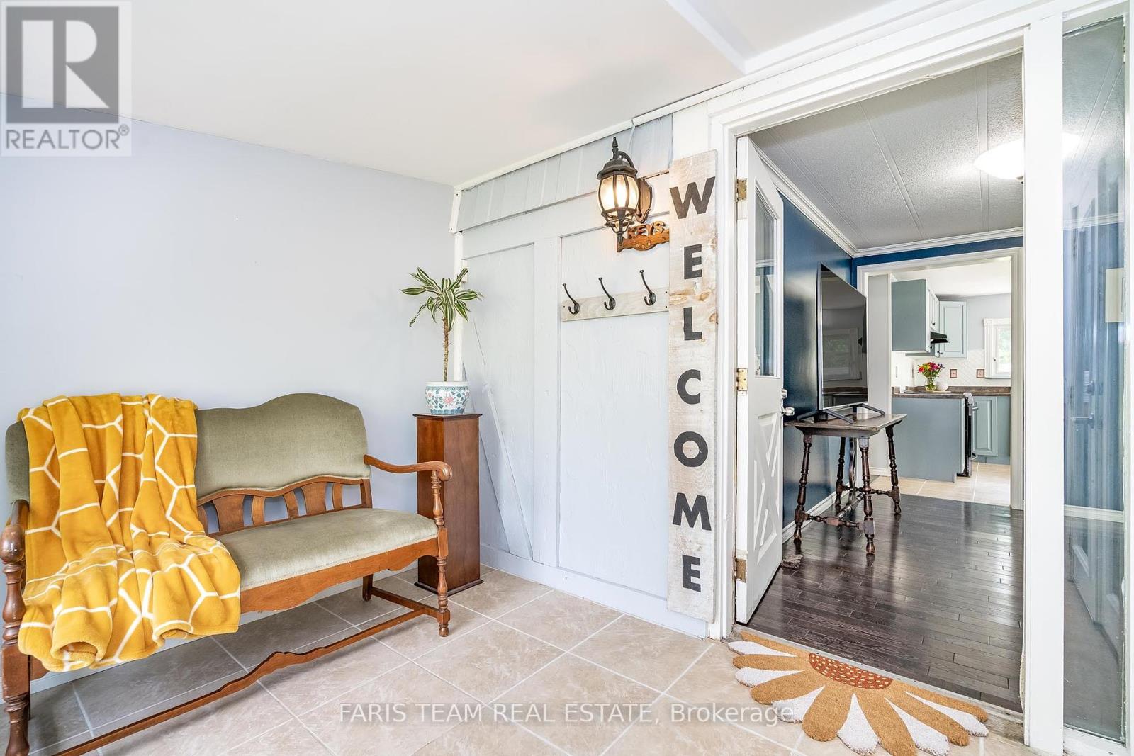 629 Mertz Corner Road, Tiny, Ontario  L0K 2E1 - Photo 6 - S12207148