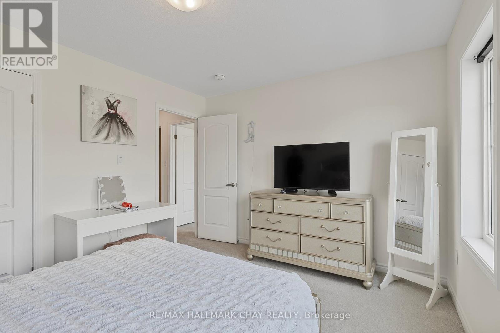 16 Shapira Avenue, Wasaga Beach, Ontario  L9Z 0K2 - Photo 18 - S12207320