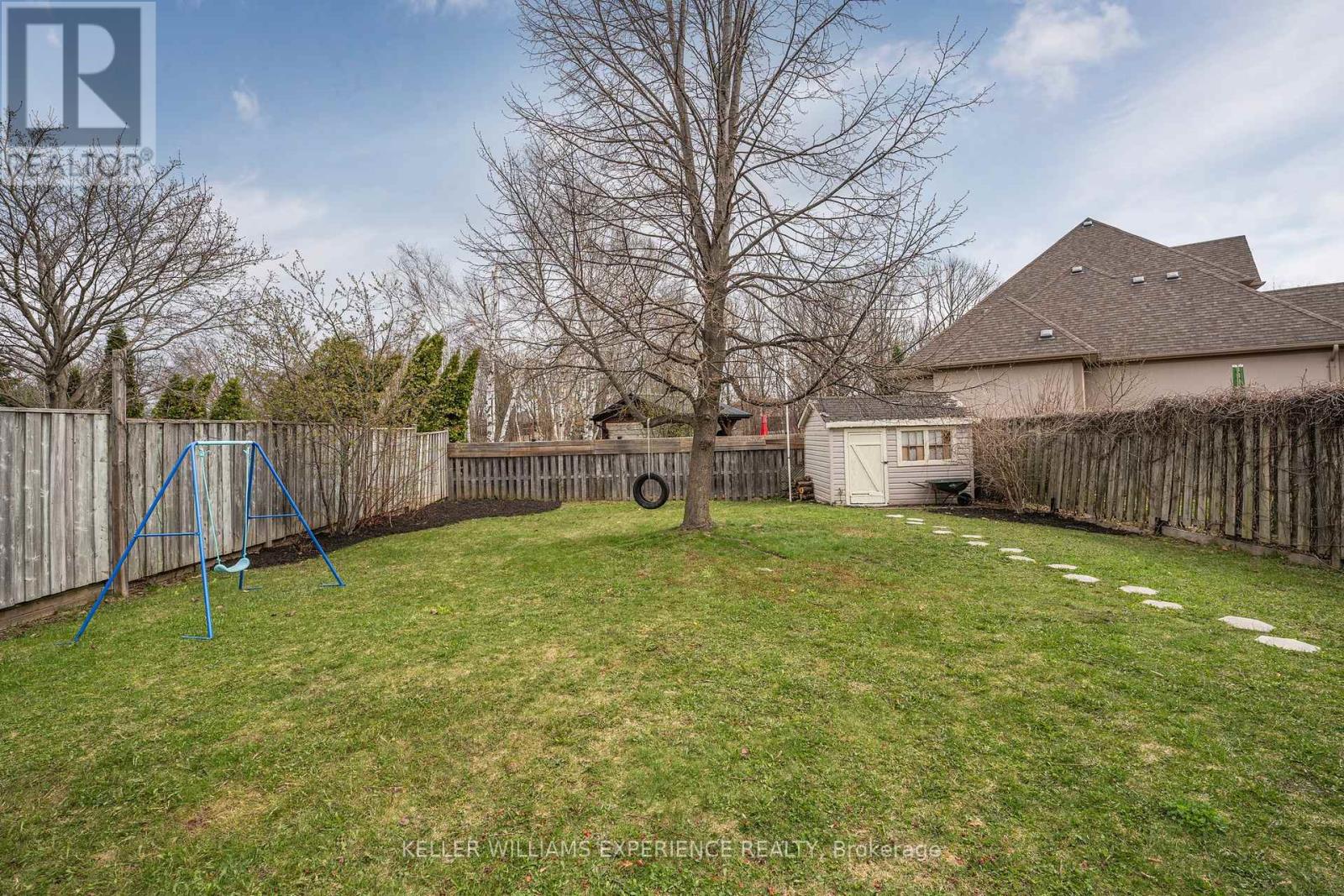 481 Ferndale Drive N, Barrie, Ontario  L4N 7X7 - Photo 41 - S12207351