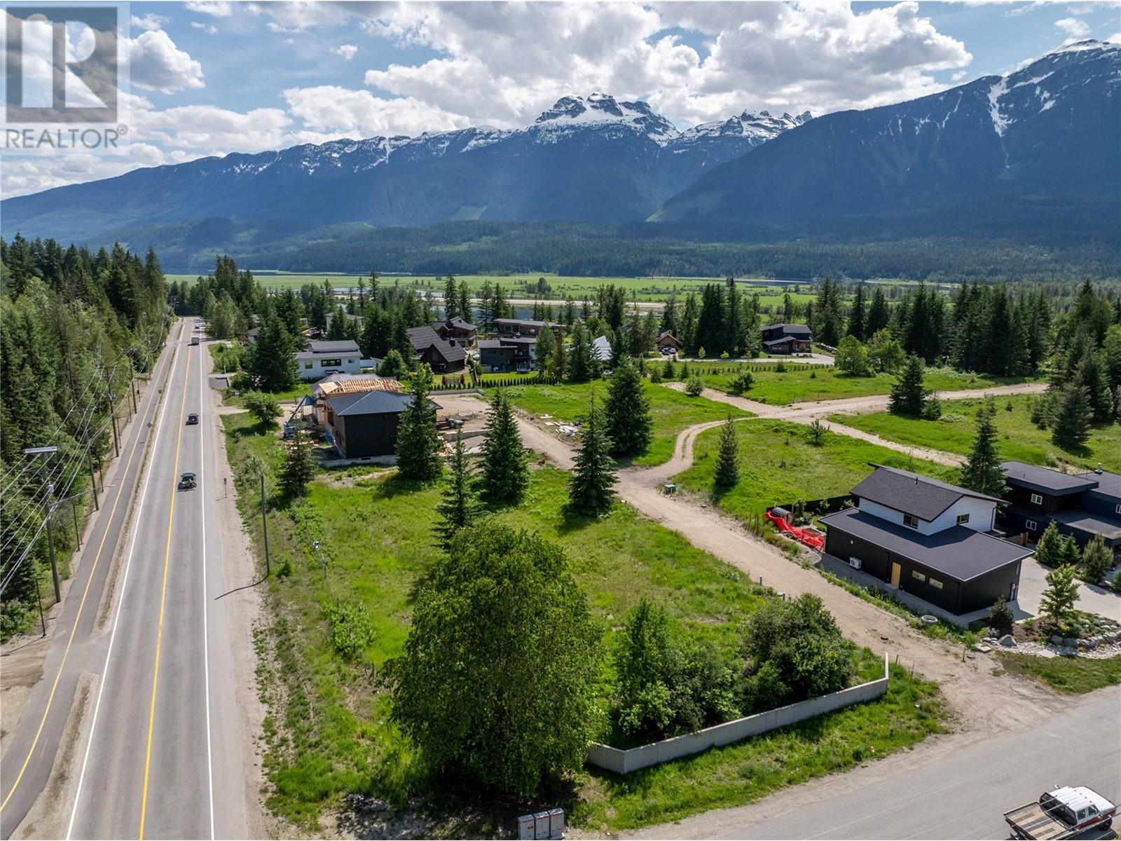 2004 Lanzo Lane Lot# Sl 3, Revelstoke, British Columbia  V0E 2S1 - Photo 4 - 10350822