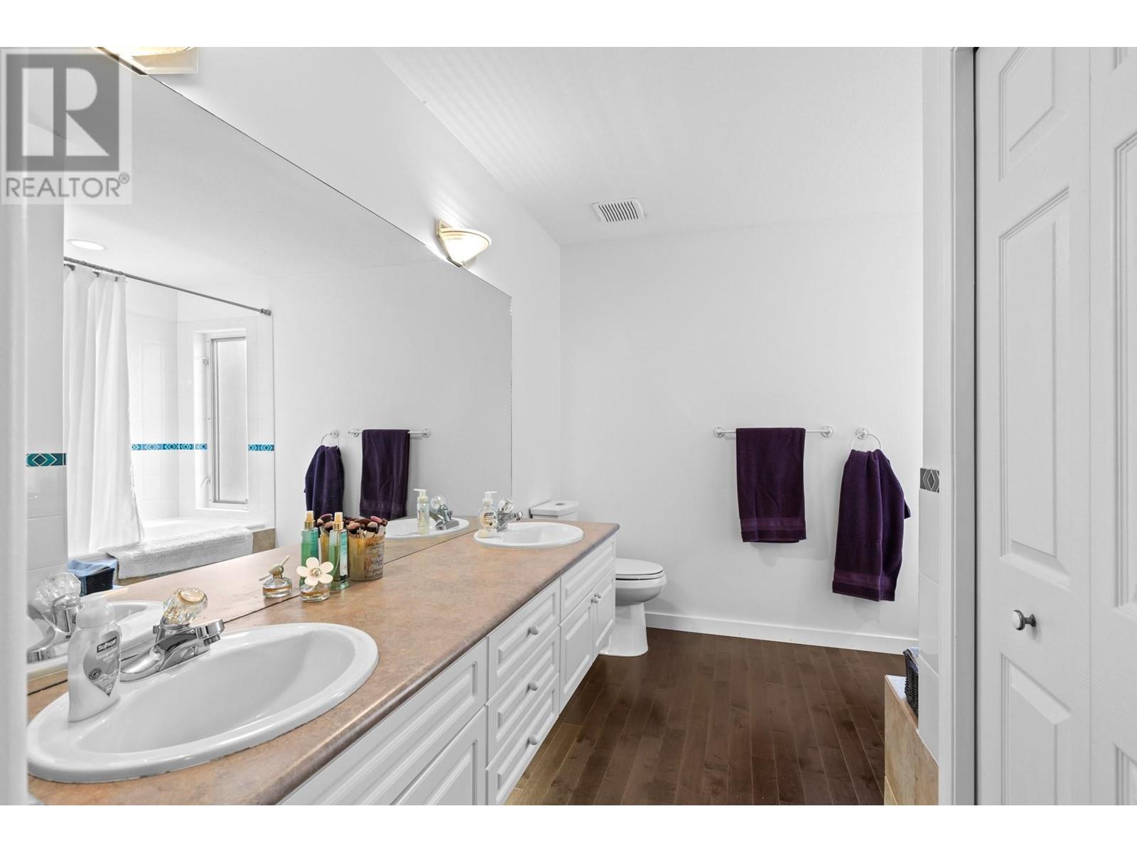 348 Wallace Road, Kelowna, British Columbia  V1X 7M5 - Photo 32 - 10351380