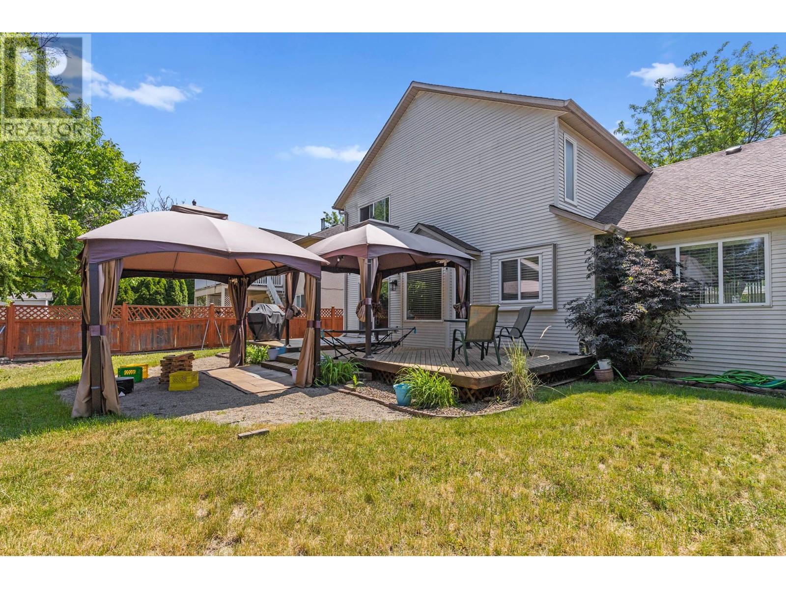 348 Wallace Road, Kelowna, British Columbia  V1X 7M5 - Photo 37 - 10351380