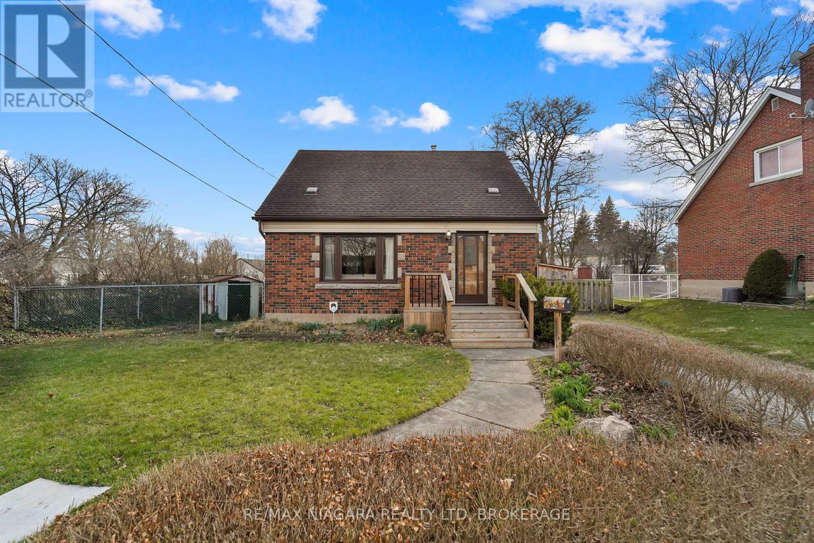 5428 INGLIS DRIVE, Niagara Falls, Ontario