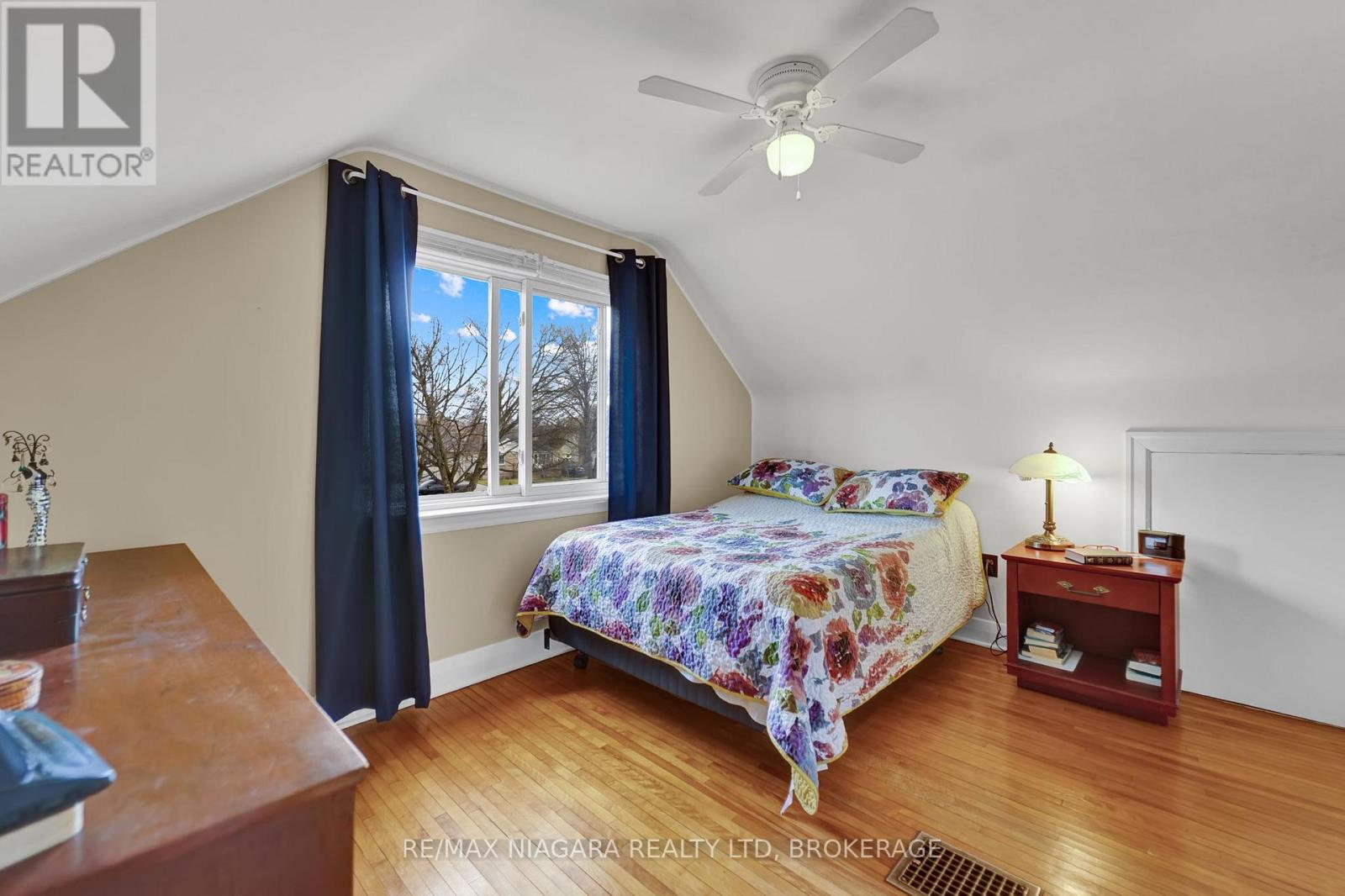 5428 Inglis Drive, Niagara Falls, Ontario  L2E 2V2 - Photo 19 - X12207615