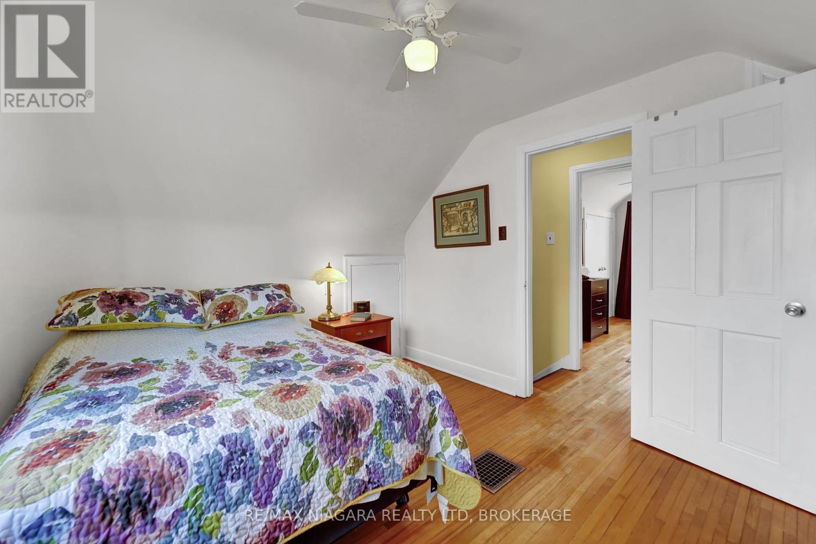 5428 Inglis Drive, Niagara Falls, Ontario  L2E 2V2 - Photo 21 - X12207615