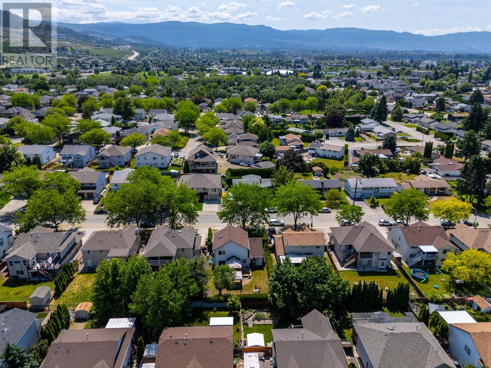 348 Wallace Road, Kelowna, British Columbia  V1X 7M5 - Photo 48 - 10351380