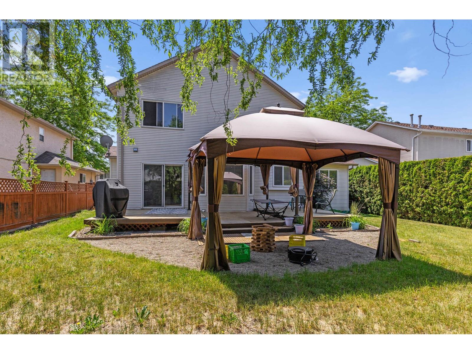 348 Wallace Road, Kelowna, British Columbia  V1X 7M5 - Photo 40 - 10351380
