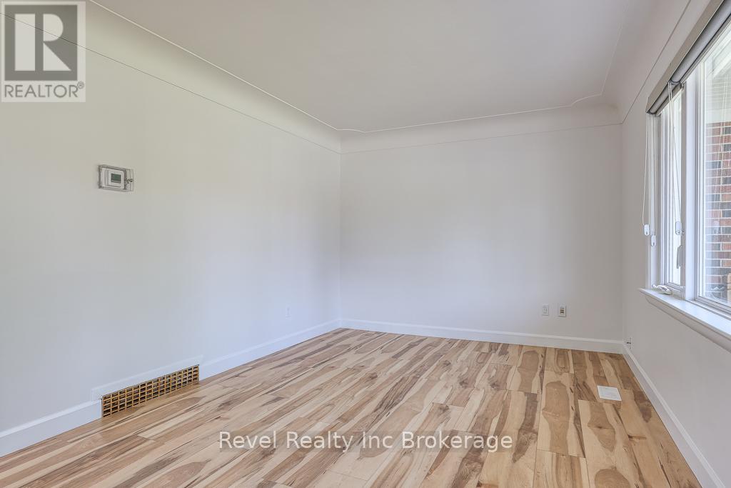 Property at 157 NINTH AVENUE image 5