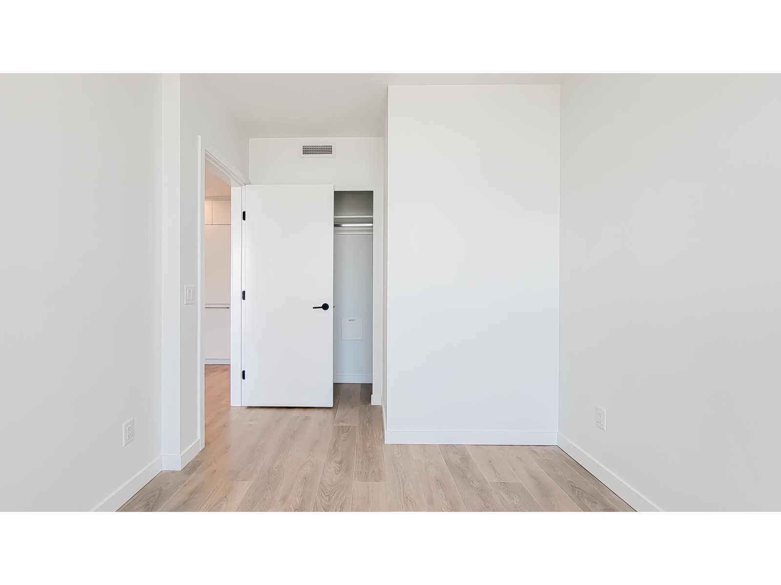 2712 13685 102 Avenue, Surrey, British Columbia  V3T 1N7 - Photo 16 - R3012934