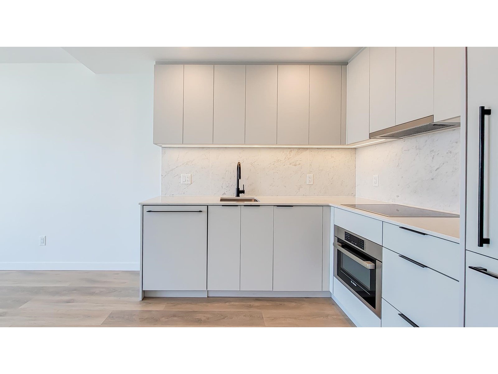 2712 13685 102 Avenue, Surrey, British Columbia  V3T 1N7 - Photo 13 - R3012934