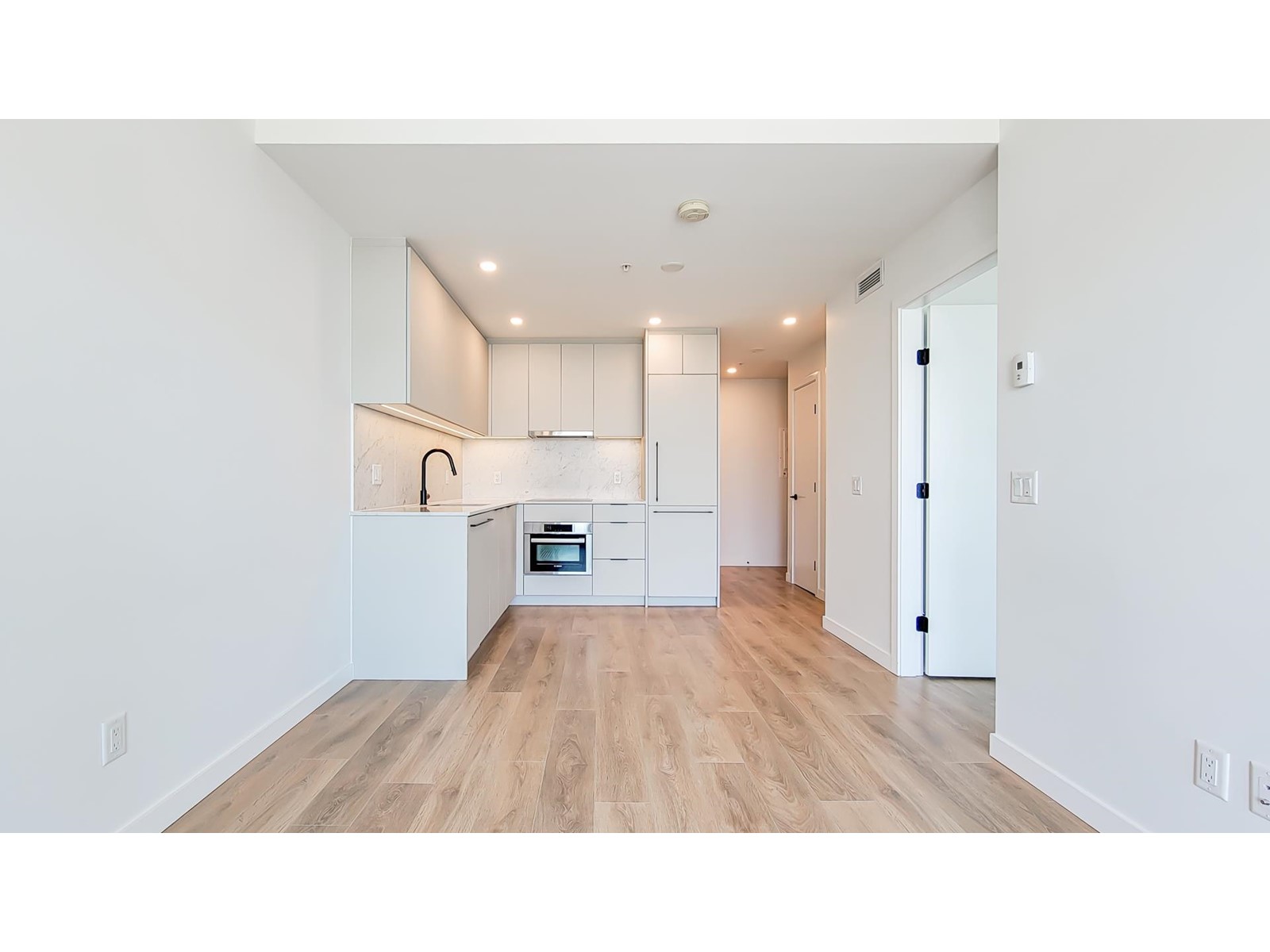 2712 13685 102 Avenue, Surrey, British Columbia  V3T 1N7 - Photo 10 - R3012934