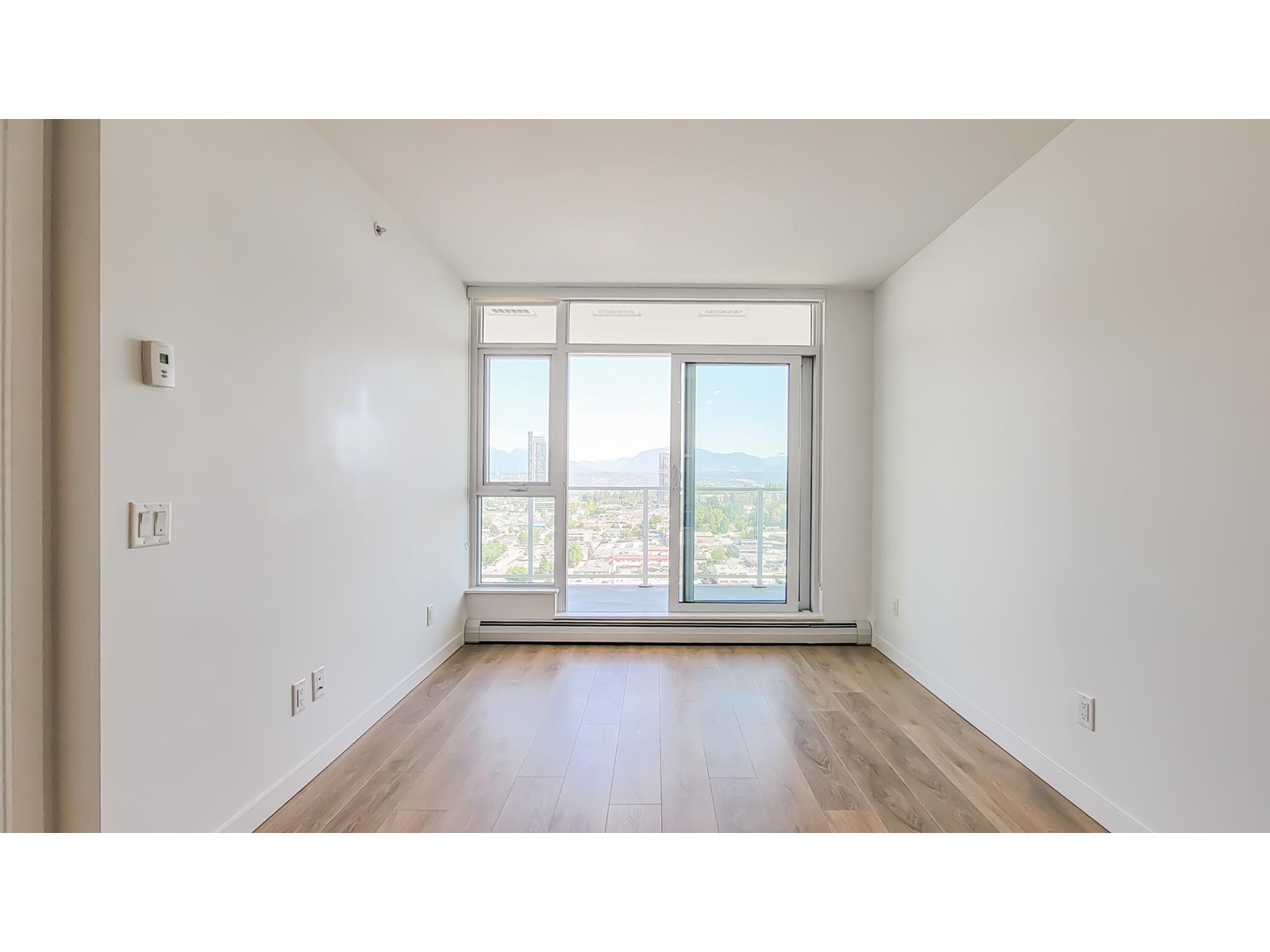 2712 13685 102 Avenue, Surrey, British Columbia  V3T 1N7 - Photo 5 - R3012934