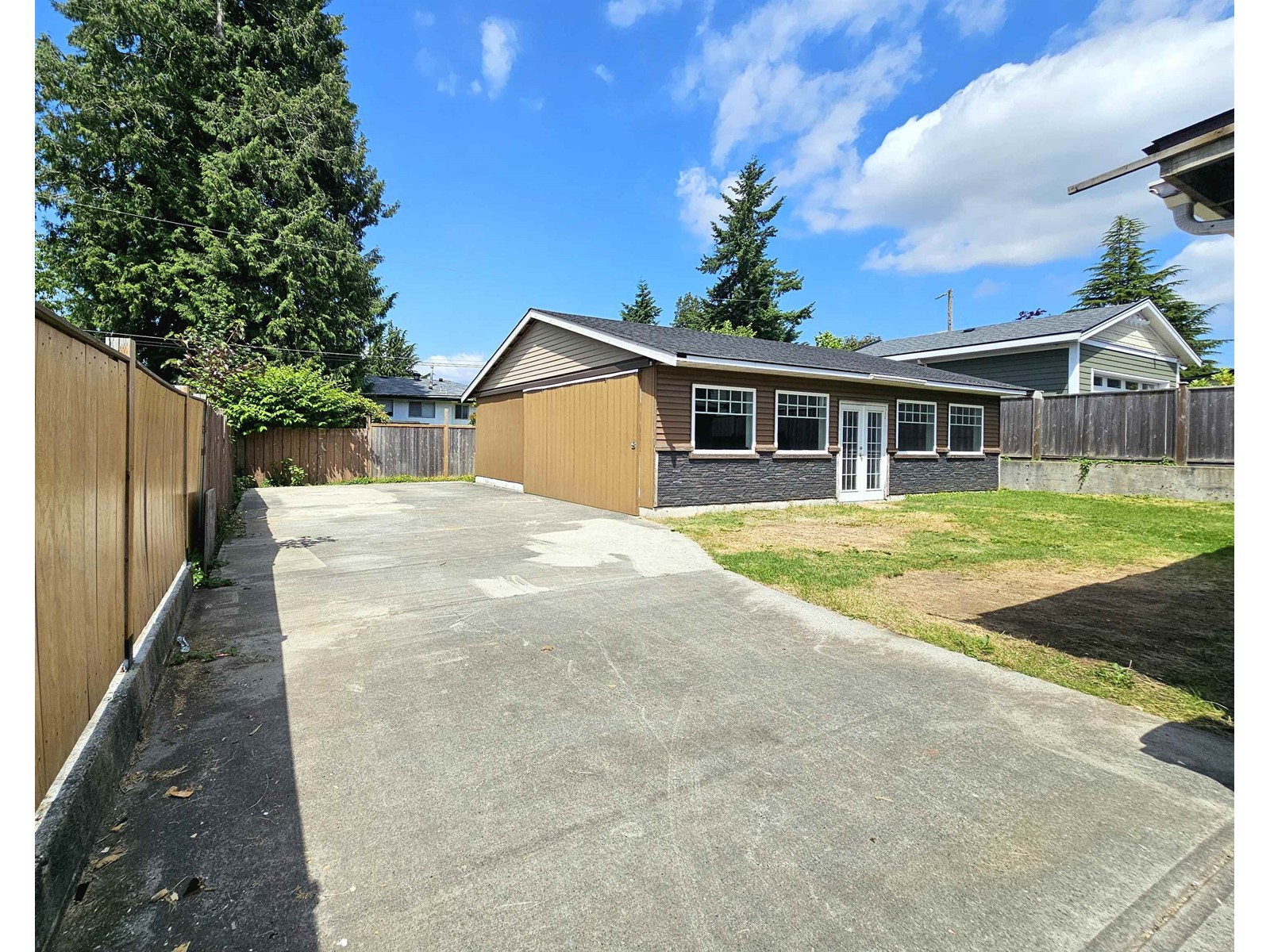 Property at 15117 CANARY DRIVE image 2