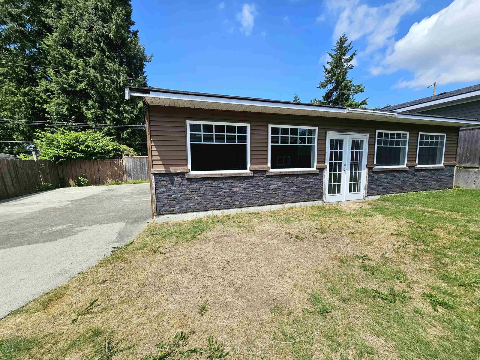 Property at 15117 CANARY DRIVE image 3
