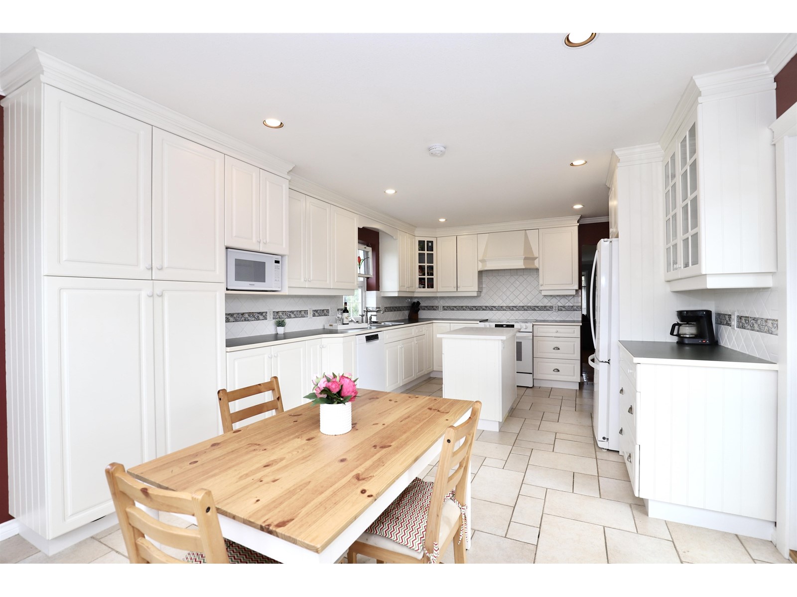 9556 214a Street, Langley, British Columbia  V1M 1T4 - Photo 5 - R3013020