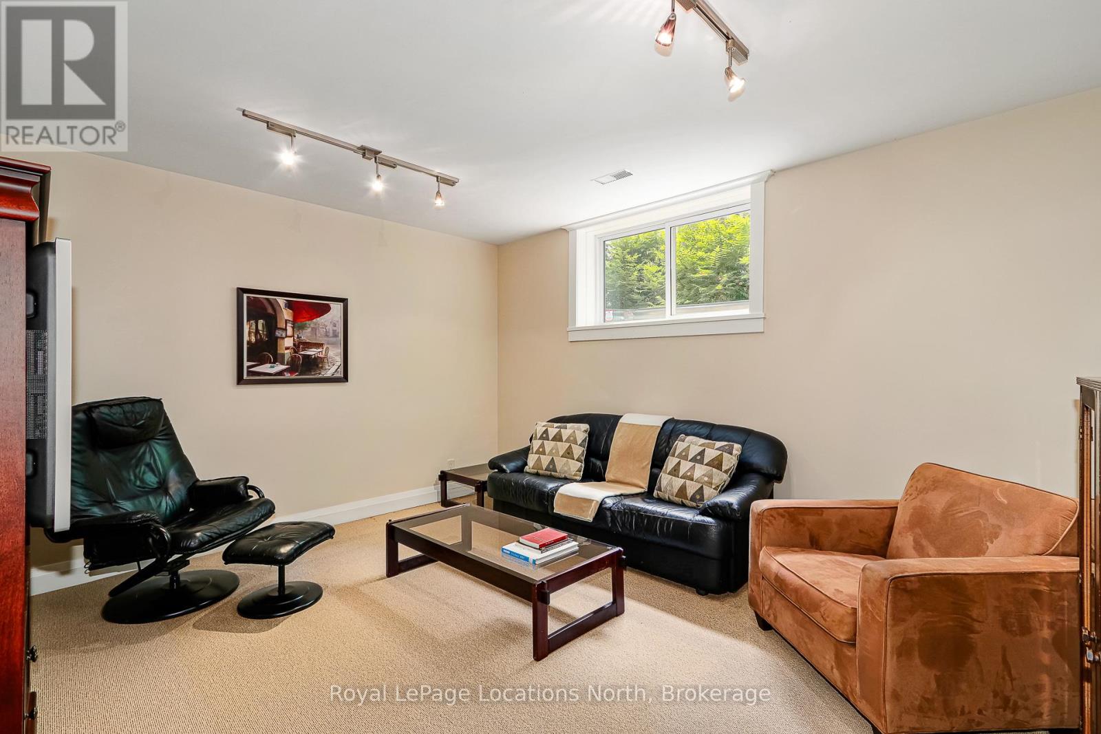 169 Aspen Way, Blue Mountains, Ontario  L9Y 0S7 - Photo 34 - X12207611